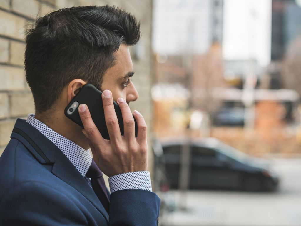 Wie kann man herausfinden, woher diese Telefonnummer stammt?